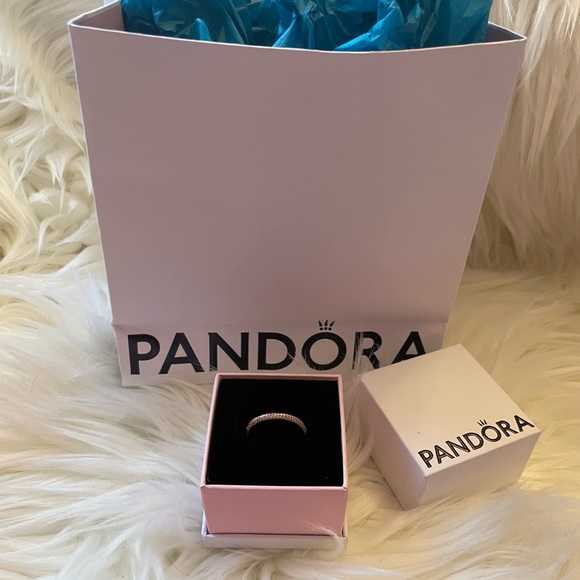 Pandora Ma Pave Queen Ring - Picture 1 of 5